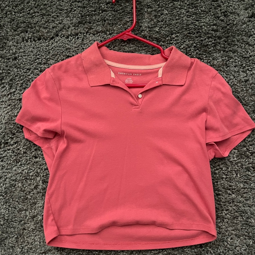 American Eagle - Cropped polo button collar shirt - Light red color